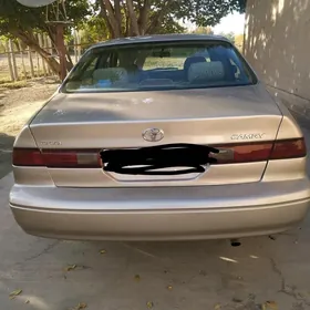 Toyota Camry 1999