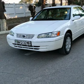 Toyota Camry 1997