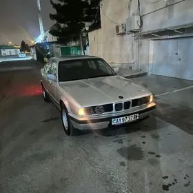 BMW 525 1990