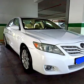 Toyota Camry 2010