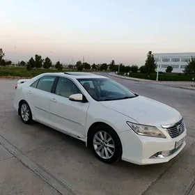 Toyota Camry 2013