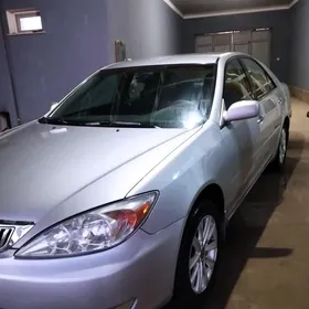 Toyota Camry 2004