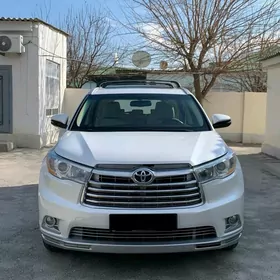 Toyota Highlander 2016