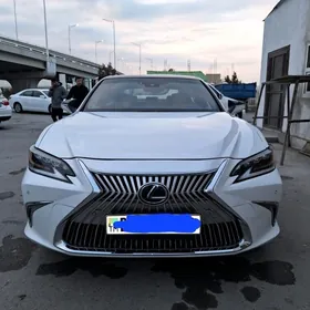 Lexus ES 350 2019