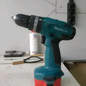 Makita