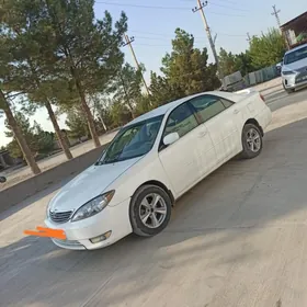 Toyota Camry 2004