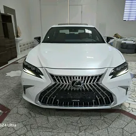 Lexus ES 350 2019