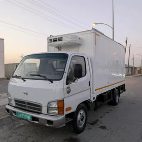 Mitsubishi Canter 2004