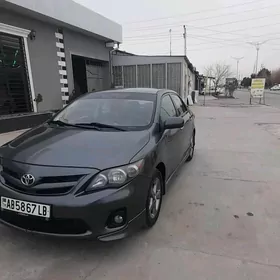 Toyota Corolla 2013