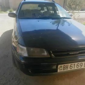 Toyota Carina 1995