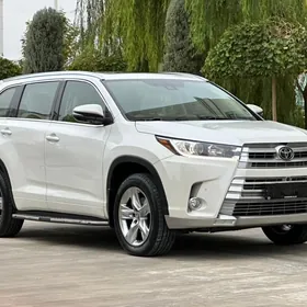 Toyota Highlander 2018