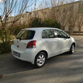 Toyota Yaris 2010