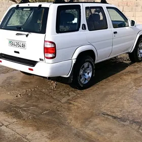 Nissan Pathfinder 2000