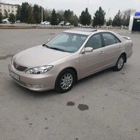 Toyota Camry 2005