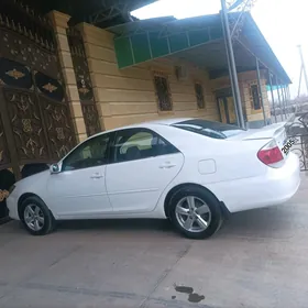 Toyota Camry 2005