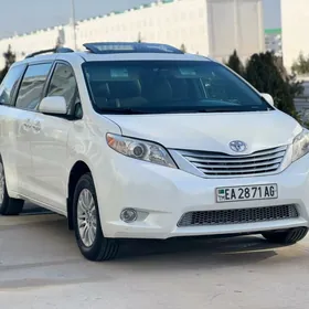 Toyota Sienna 2016