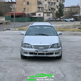 Toyota Avensis 1999