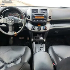 Toyota RAV4 2012