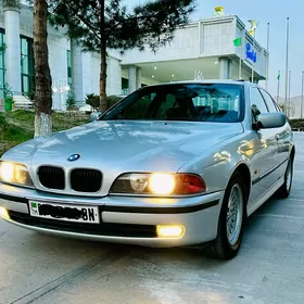 BMW E39 1999