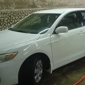 Toyota Camry 2011