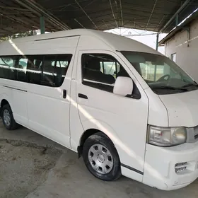 Toyota Hiace 2006