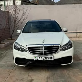 Mercedes-Benz E350 2011