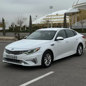 Kia Optima 2019