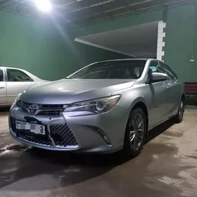 Toyota Camry 2017