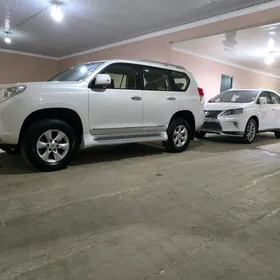 Toyota Land Cruiser Prado 2010