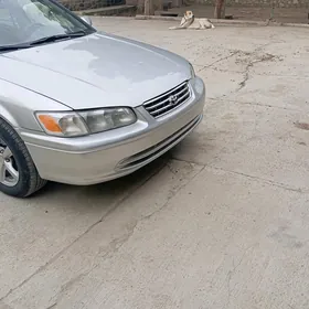 Toyota Camry 2000