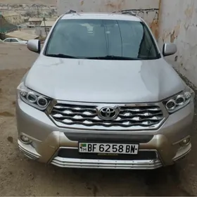 Toyota Highlander 2012