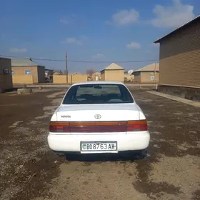 Toyota Corolla 1993