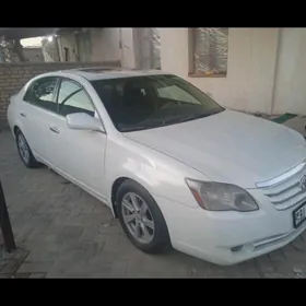 Toyota Avalon 2005