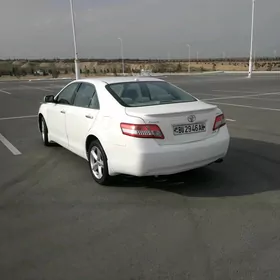 Toyota Camry 2010