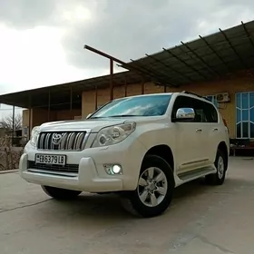 Toyota Land Cruiser Prado 2012