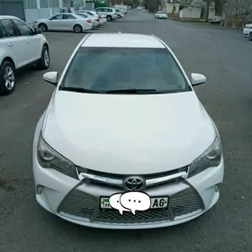 Toyota Camry 2015