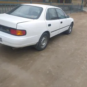 Toyota Camry 1992