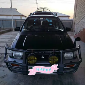 Mitsubishi RVR 1993