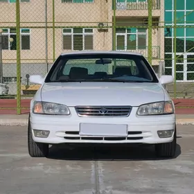 Toyota Camry 1997