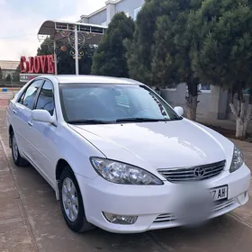 Toyota Camry 2005