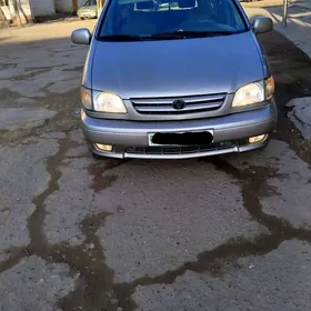 Toyota Sienna 2001