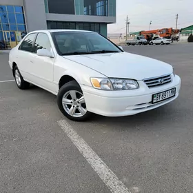 Toyota Camry 2000