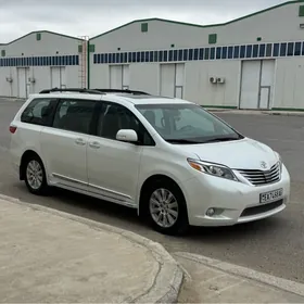 Toyota Sienna 2016