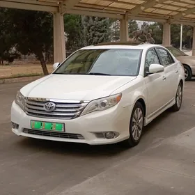 Toyota Avalon 2010