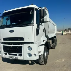 Ford Cargo 3535D 2015