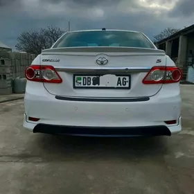 Toyota Corolla 2013