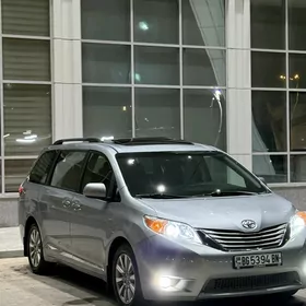 Toyota Sienna 2017