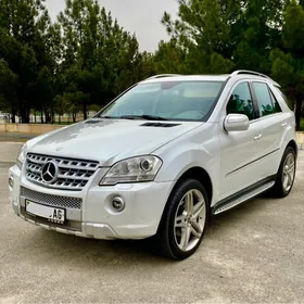 Mercedes-Benz ML350 2010