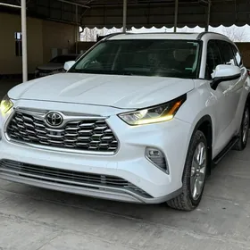 Toyota Highlander 2021