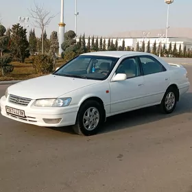 Toyota Camry 1999